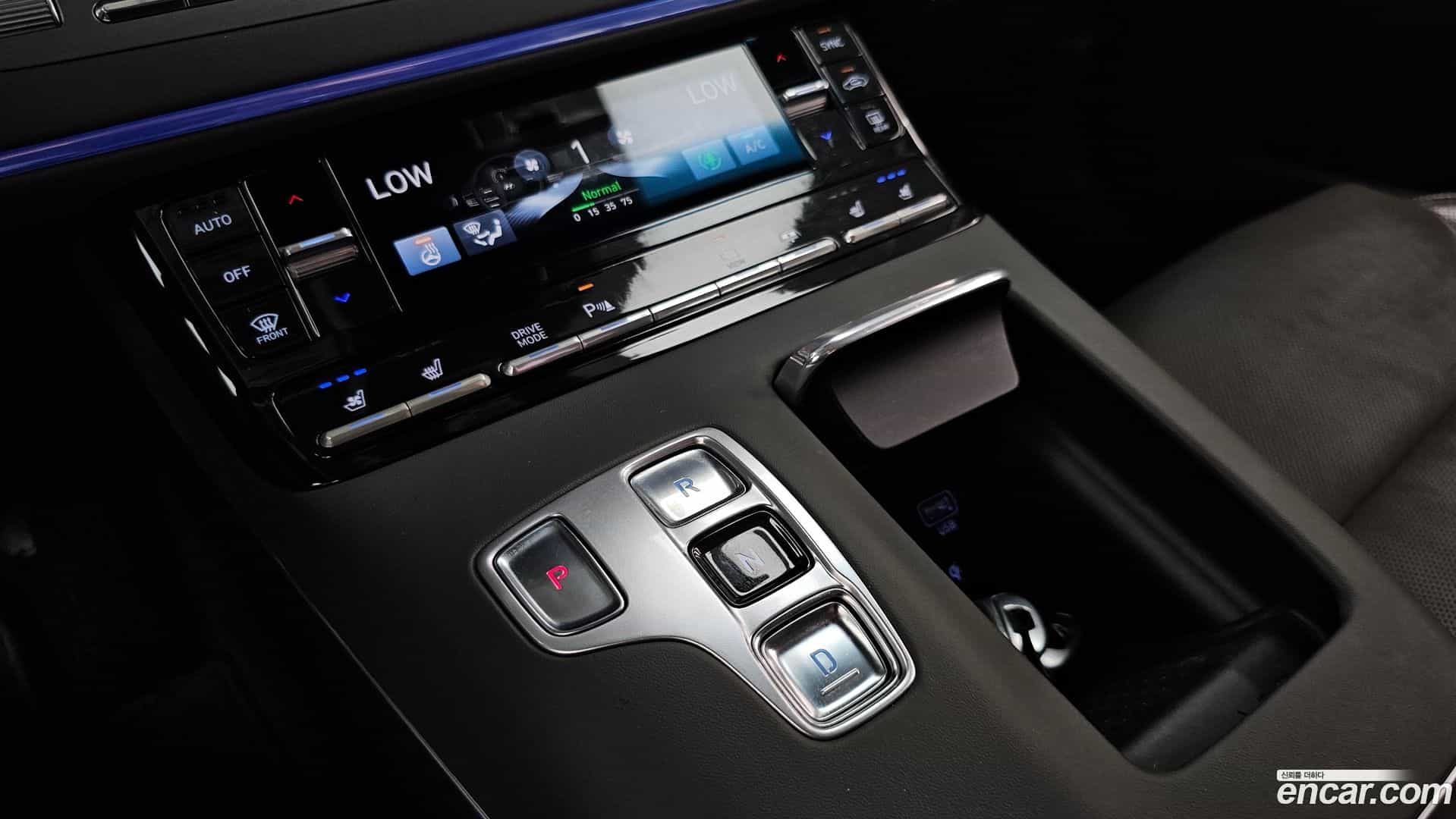 Grandeur Hyundai 2021.1-INNER-009