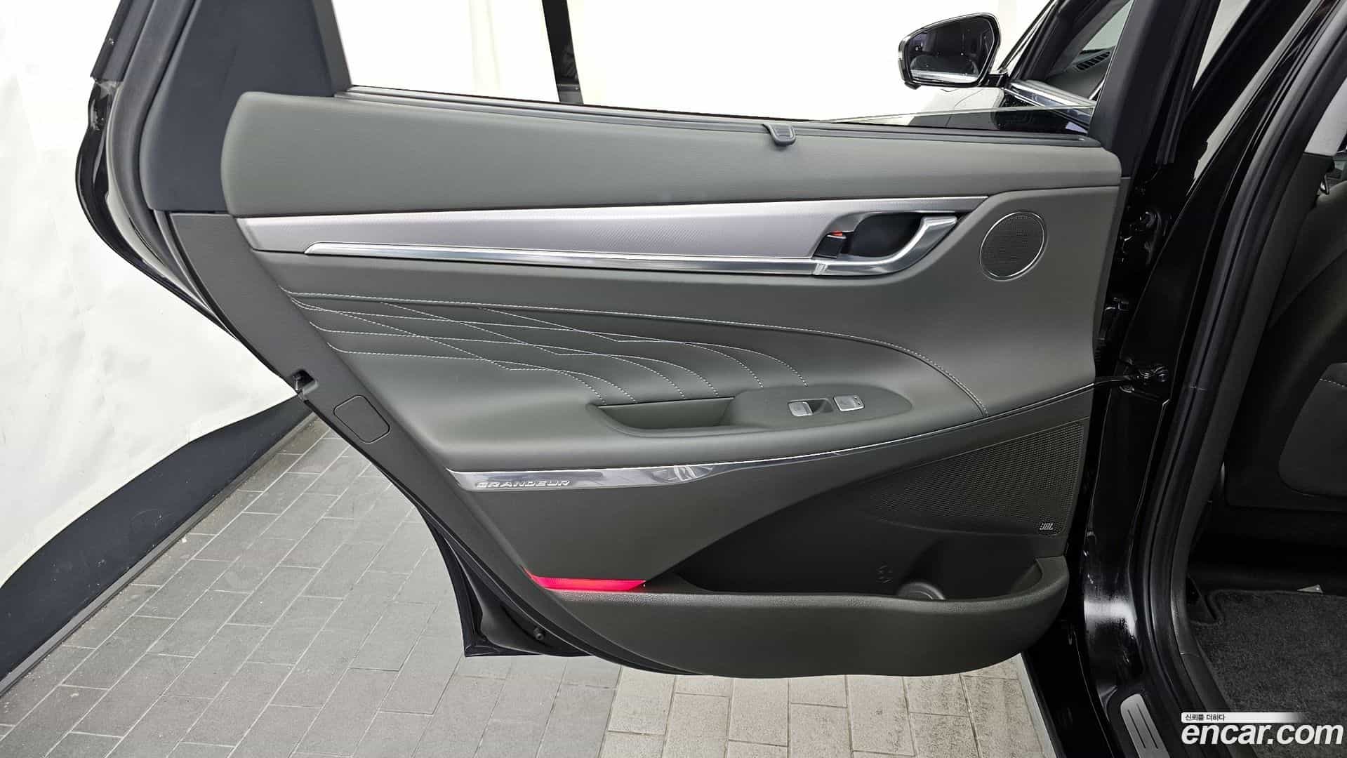 Grandeur Hyundai 2021.1-INNER-035