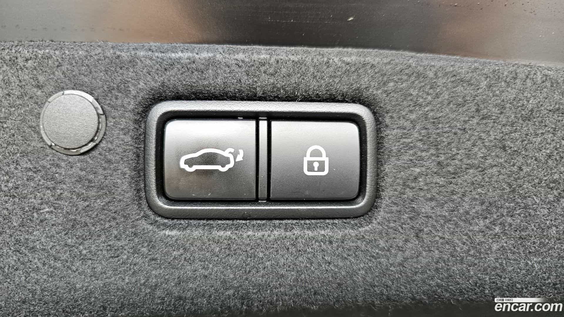 Grandeur Hyundai 2021.1-INNER-036