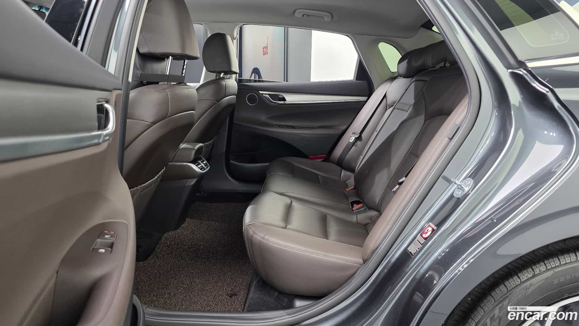 Grandeur Hyundai 2020.8-OPTION-015