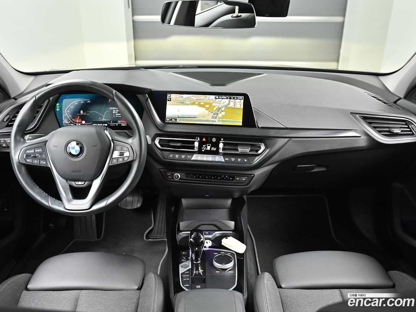 1-Series BMW 2023.5-OUTER-006