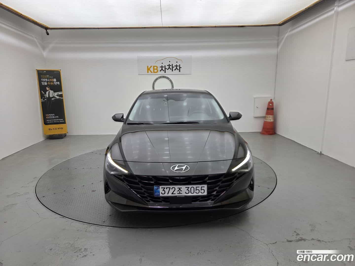 AVANTE Hyundai 2021.7-OUTER-001