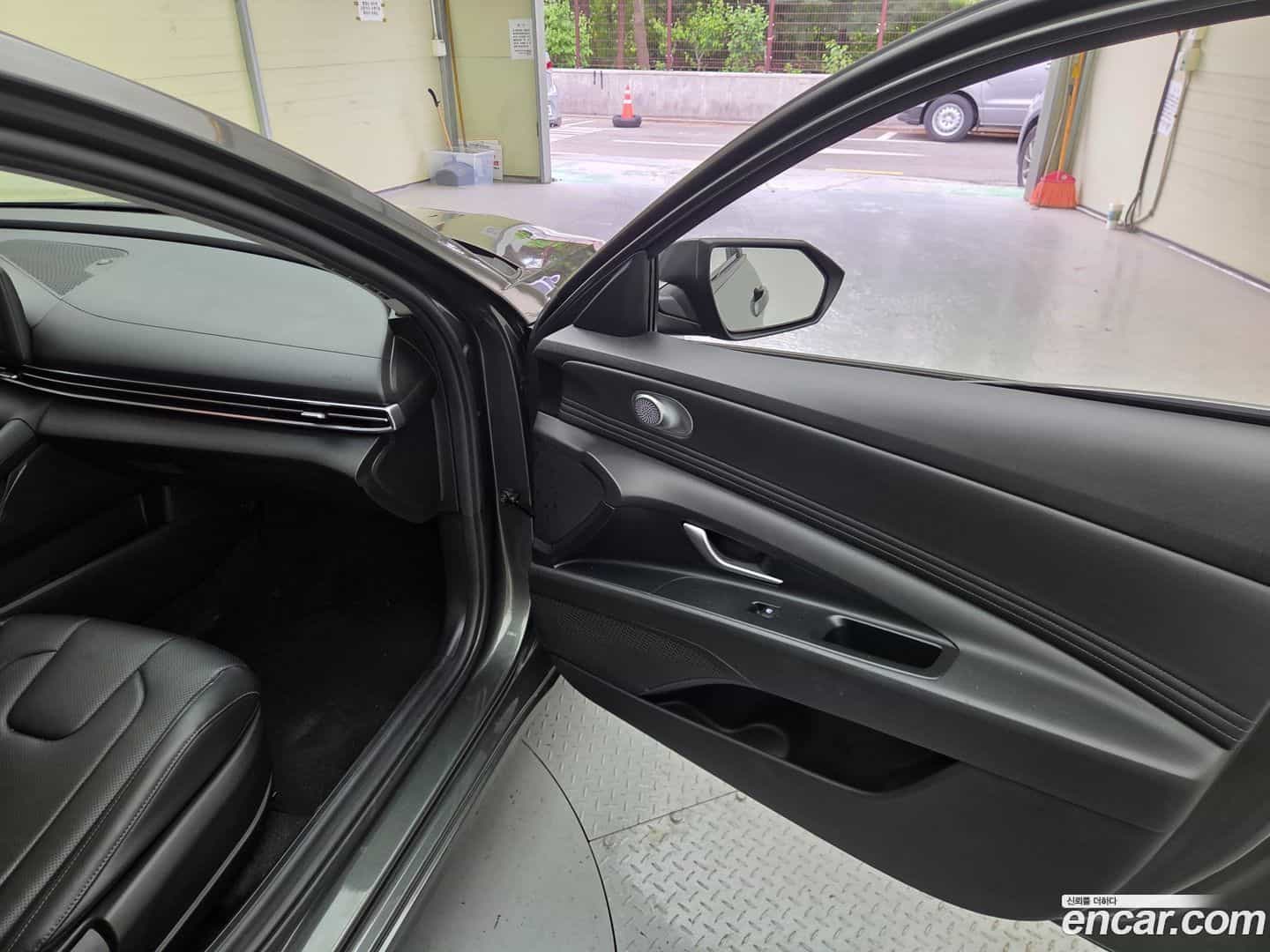 AVANTE Hyundai 2021.7-OPTION-020