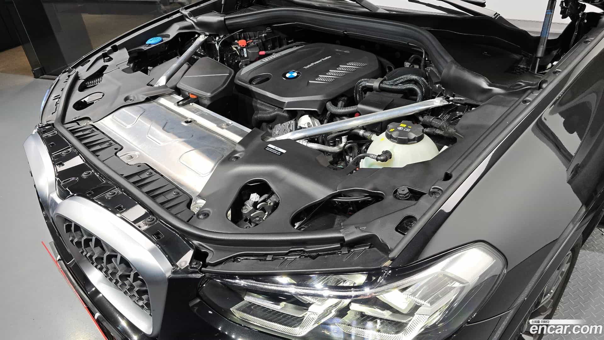 X4 BMW 2025.8-OUTER-006