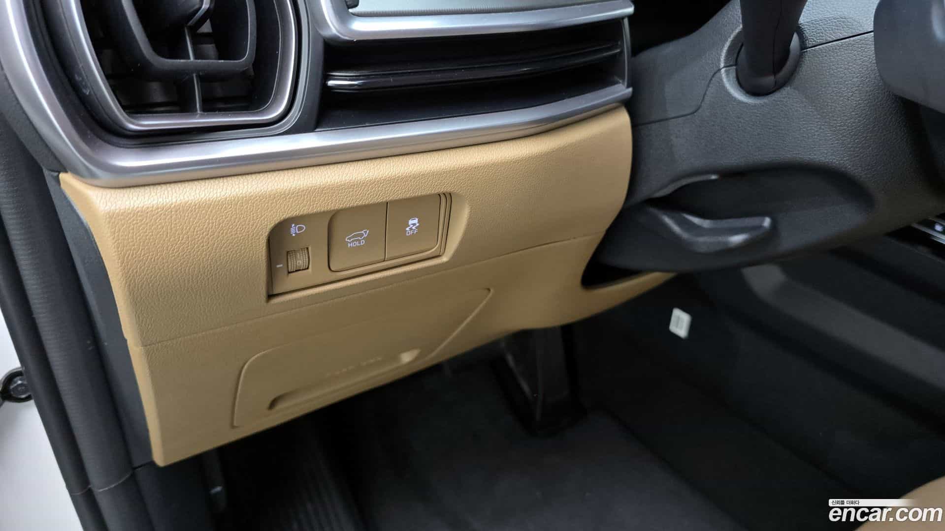 Sorento Kia 2023.8-OPTION-018