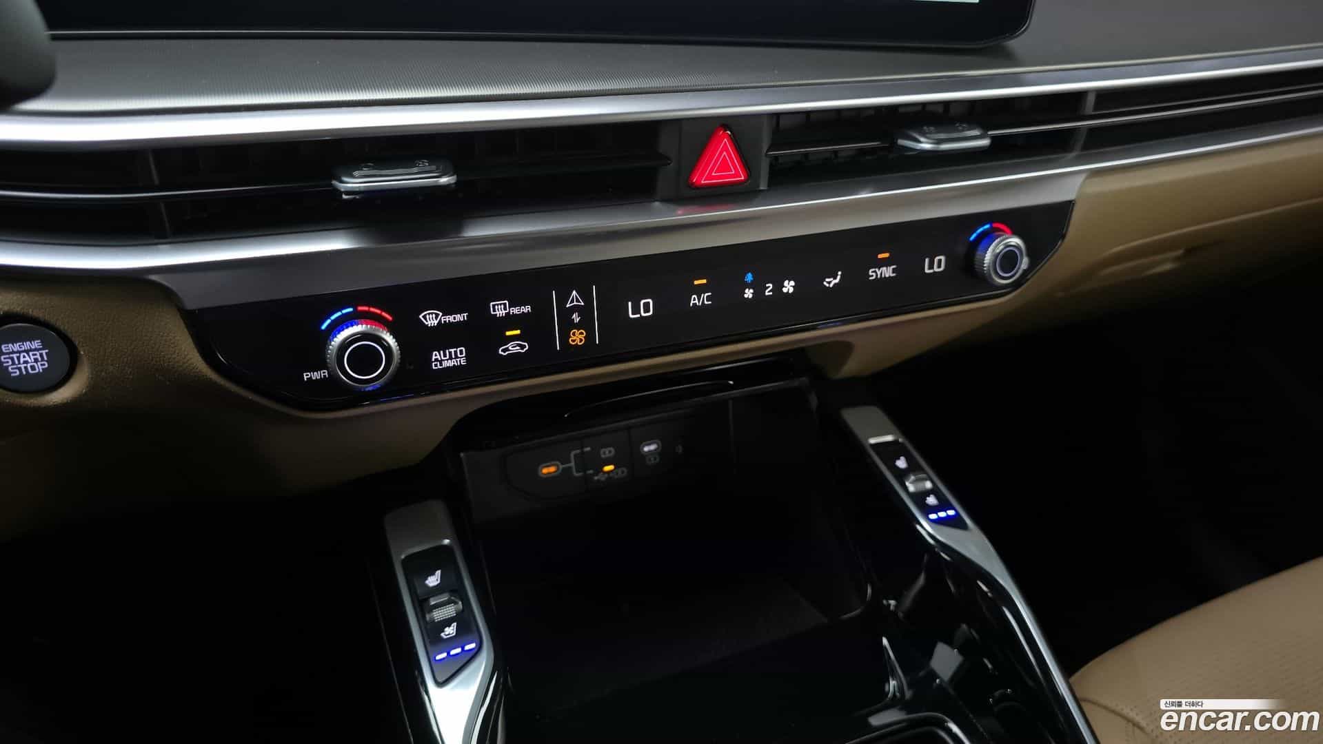 Sorento Kia 2023.8-OPTION-022