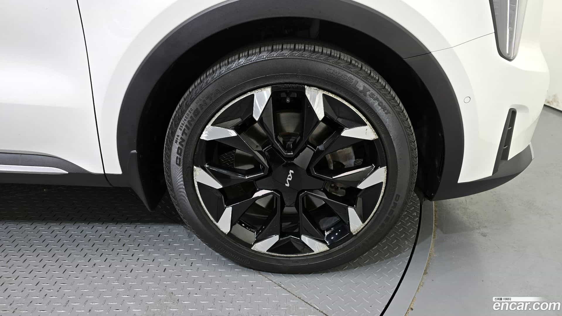 Sorento Kia 2023.8-OUTER-031