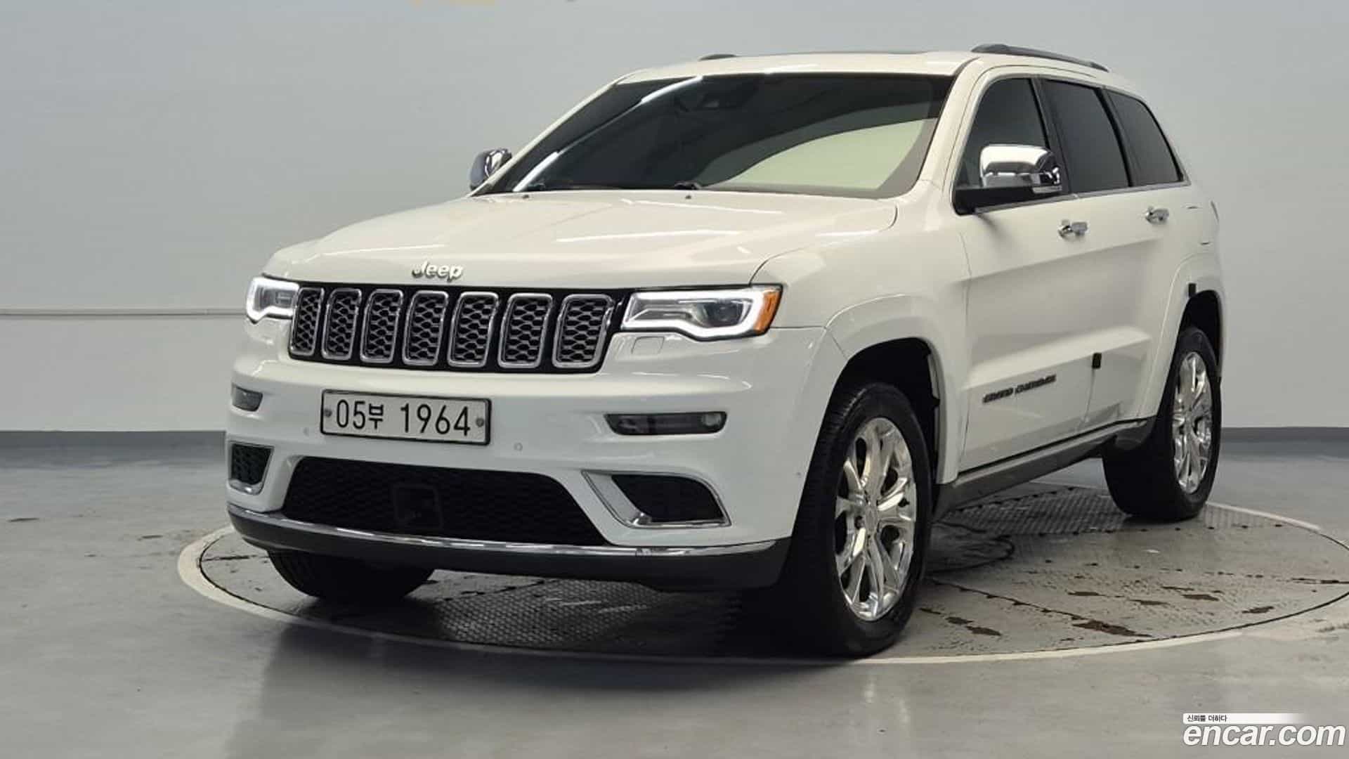Cherokee Jeep 2019.6-OUTER-001