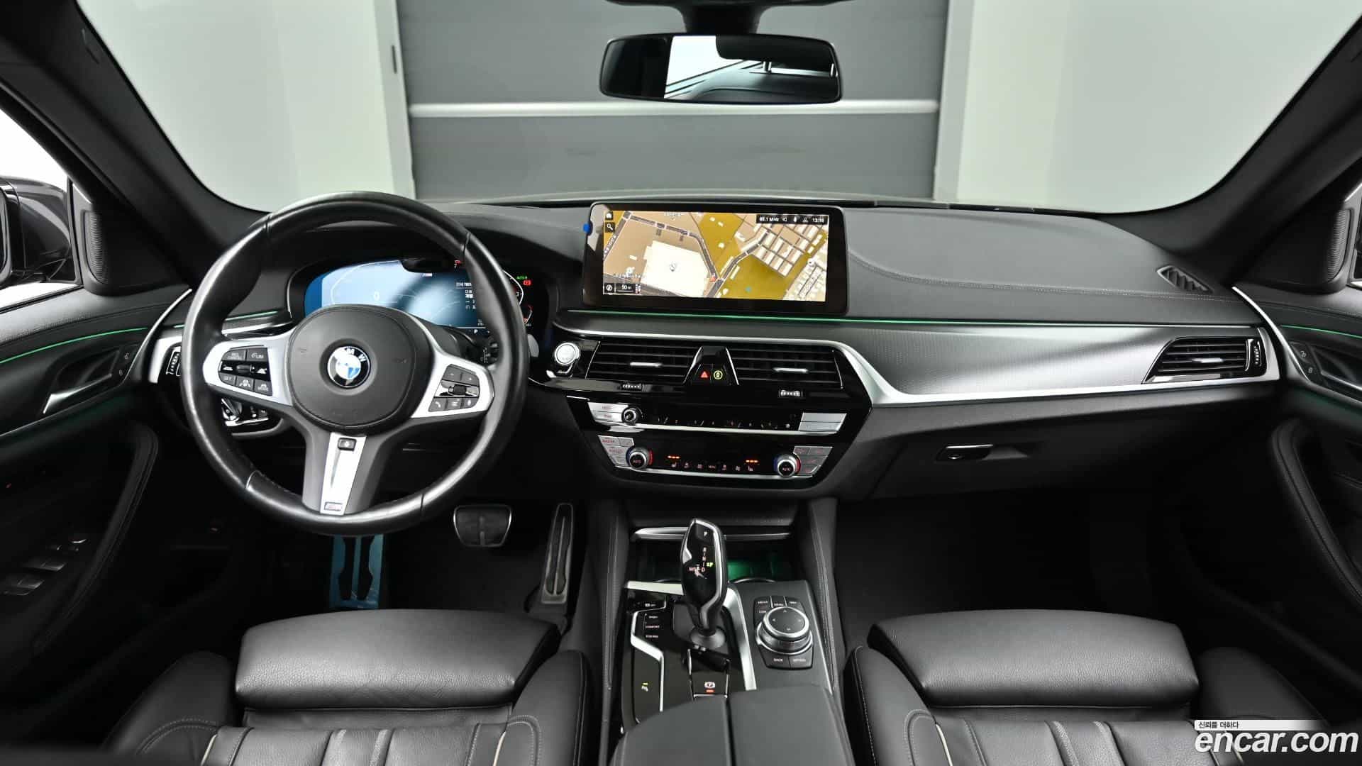 5-Series BMW 2022.5-INNER-007