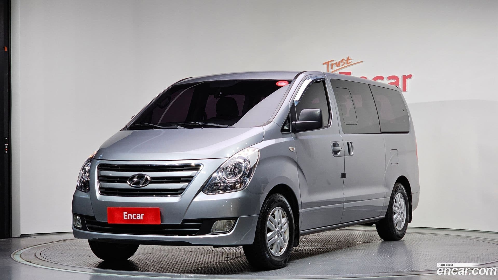 Main__Slider__Photo:Starex Hyundai 2017.8-0