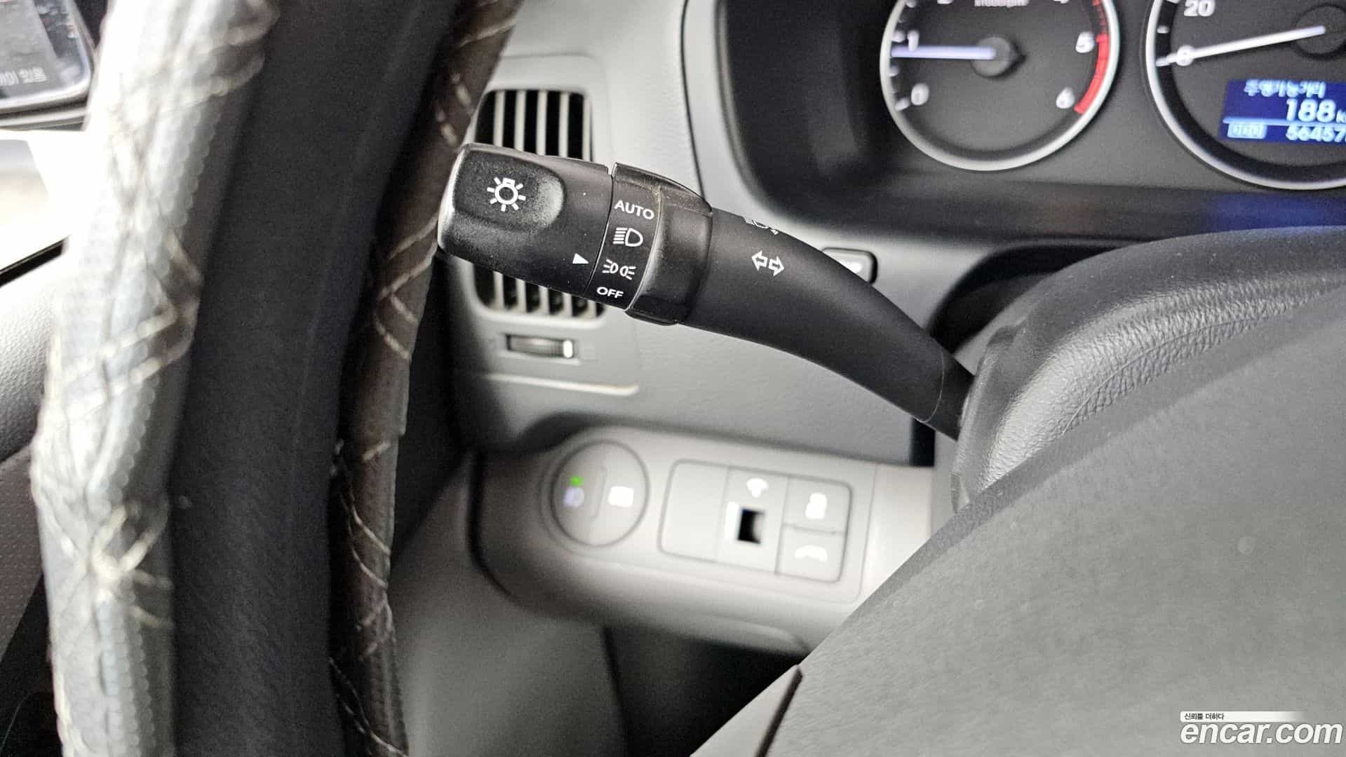 Starex Hyundai 2017.8-OPTION-019