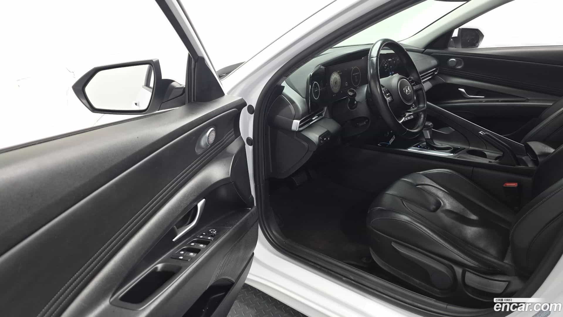 AVANTE Hyundai 2021.6-INNER-010