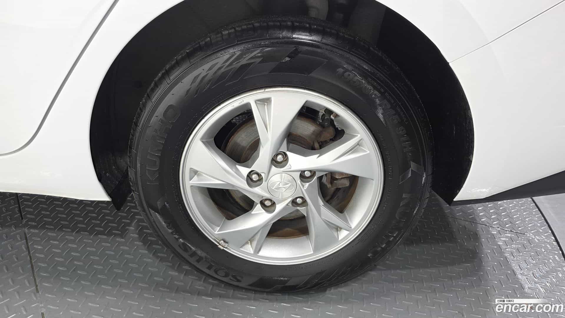 AVANTE Hyundai 2021.6-OUTER-031