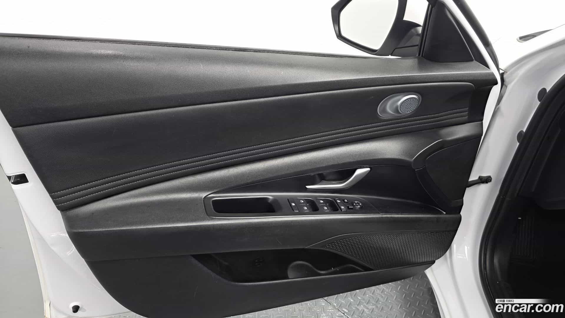 AVANTE Hyundai 2021.6-INNER-034
