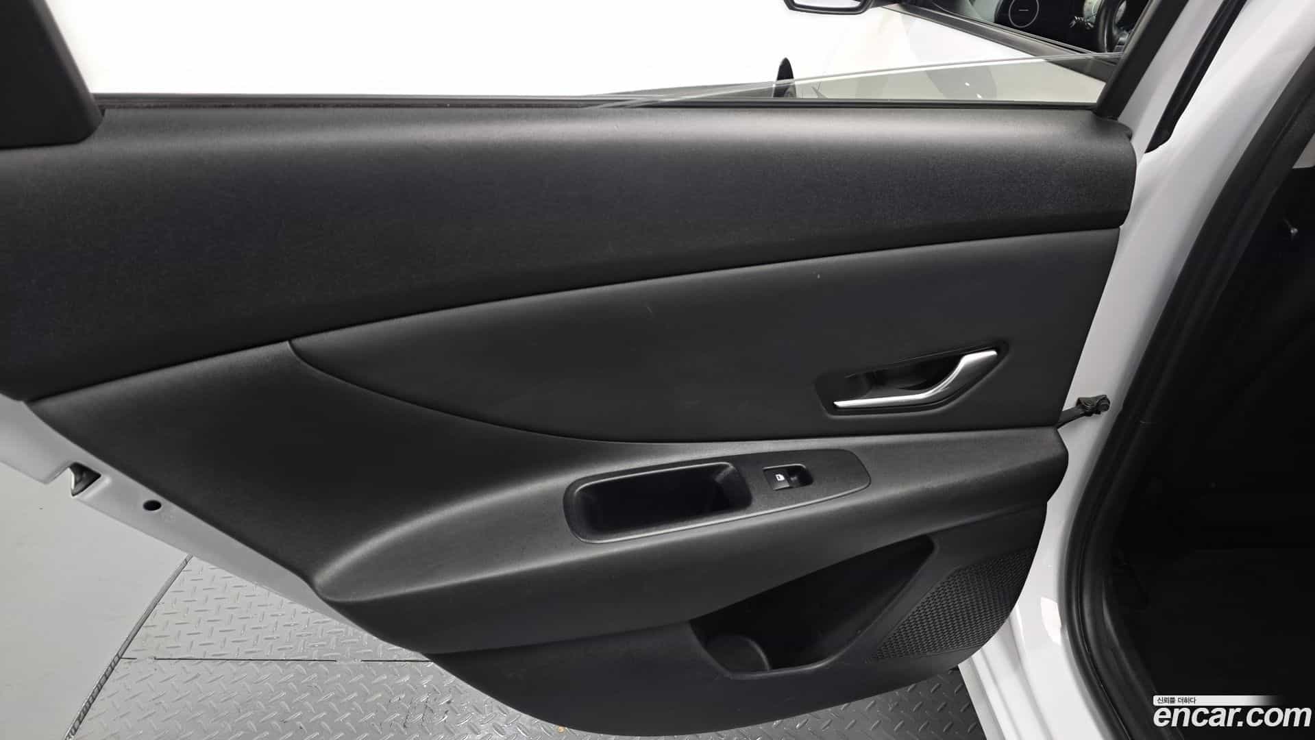 AVANTE Hyundai 2021.6-INNER-035