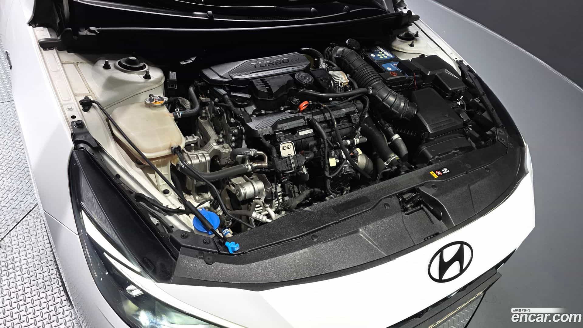 AVANTE Hyundai 2020.10-OUTER-006