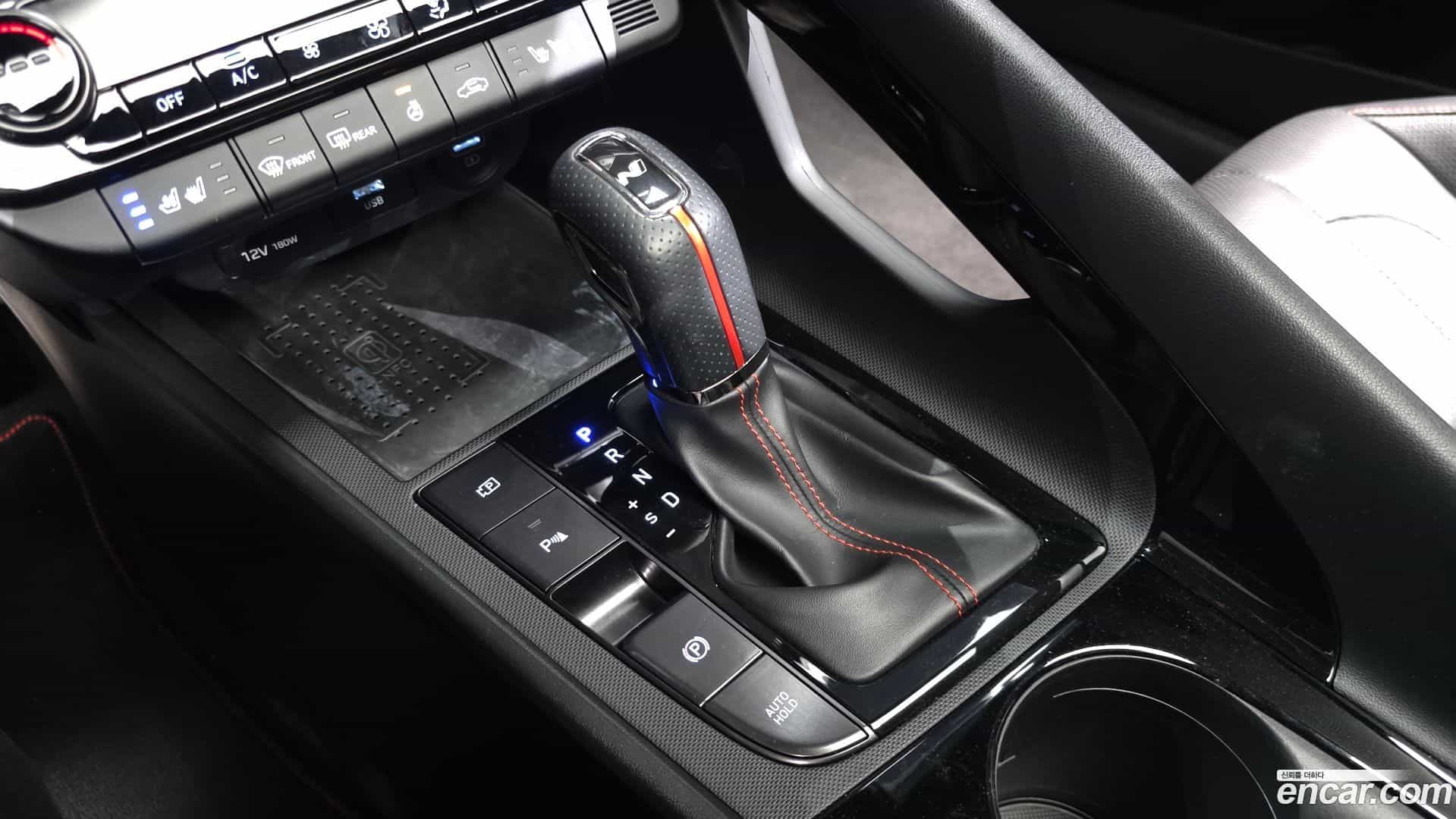 AVANTE Hyundai 2020.10-INNER-009
