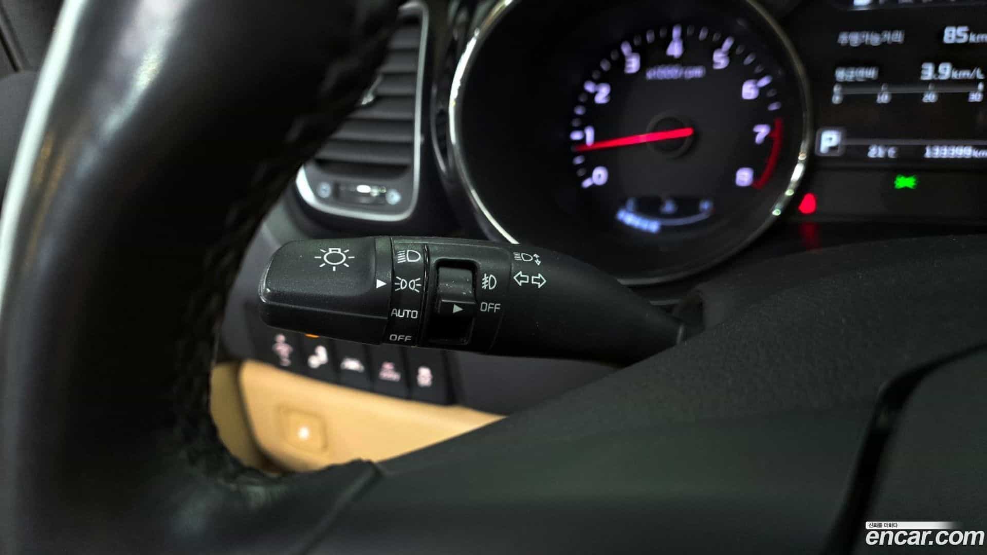 Canival Kia 2015.8-OPTION-040