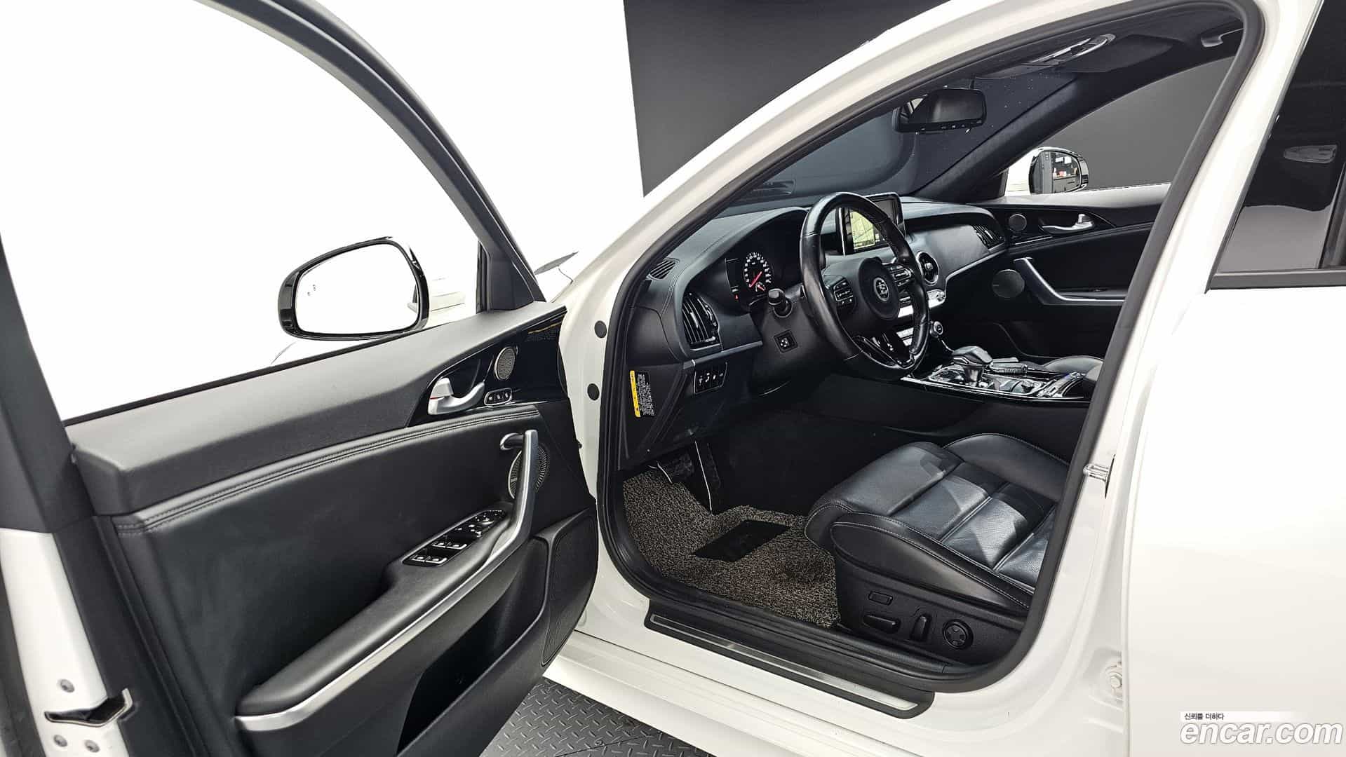 Stinger Kia 2017.10-INNER-010
