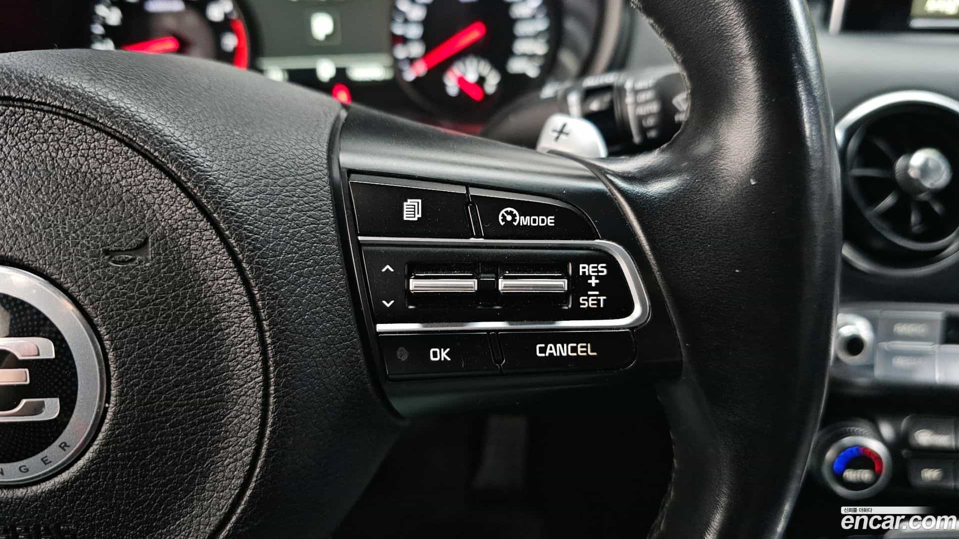 Stinger Kia 2017.10-OPTION-020