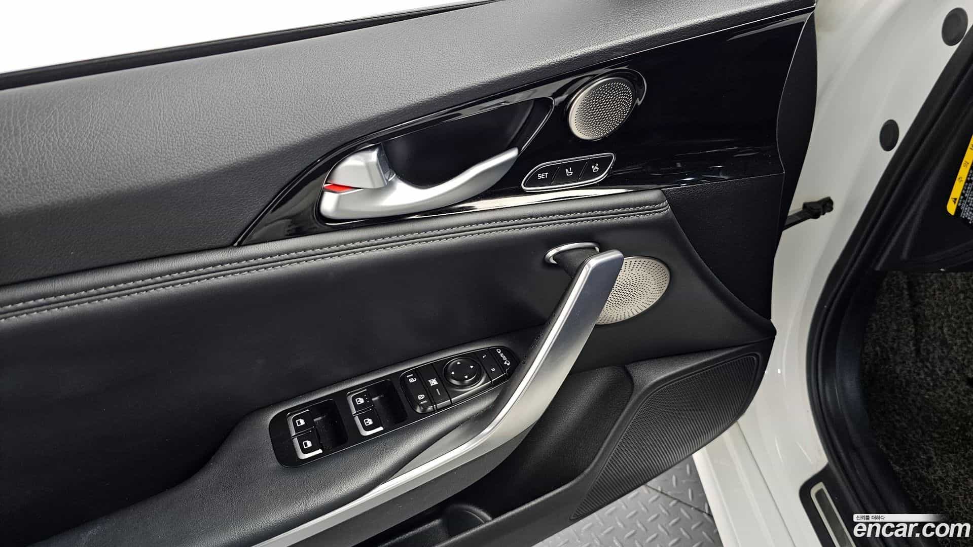 Stinger Kia 2017.10-OPTION-023