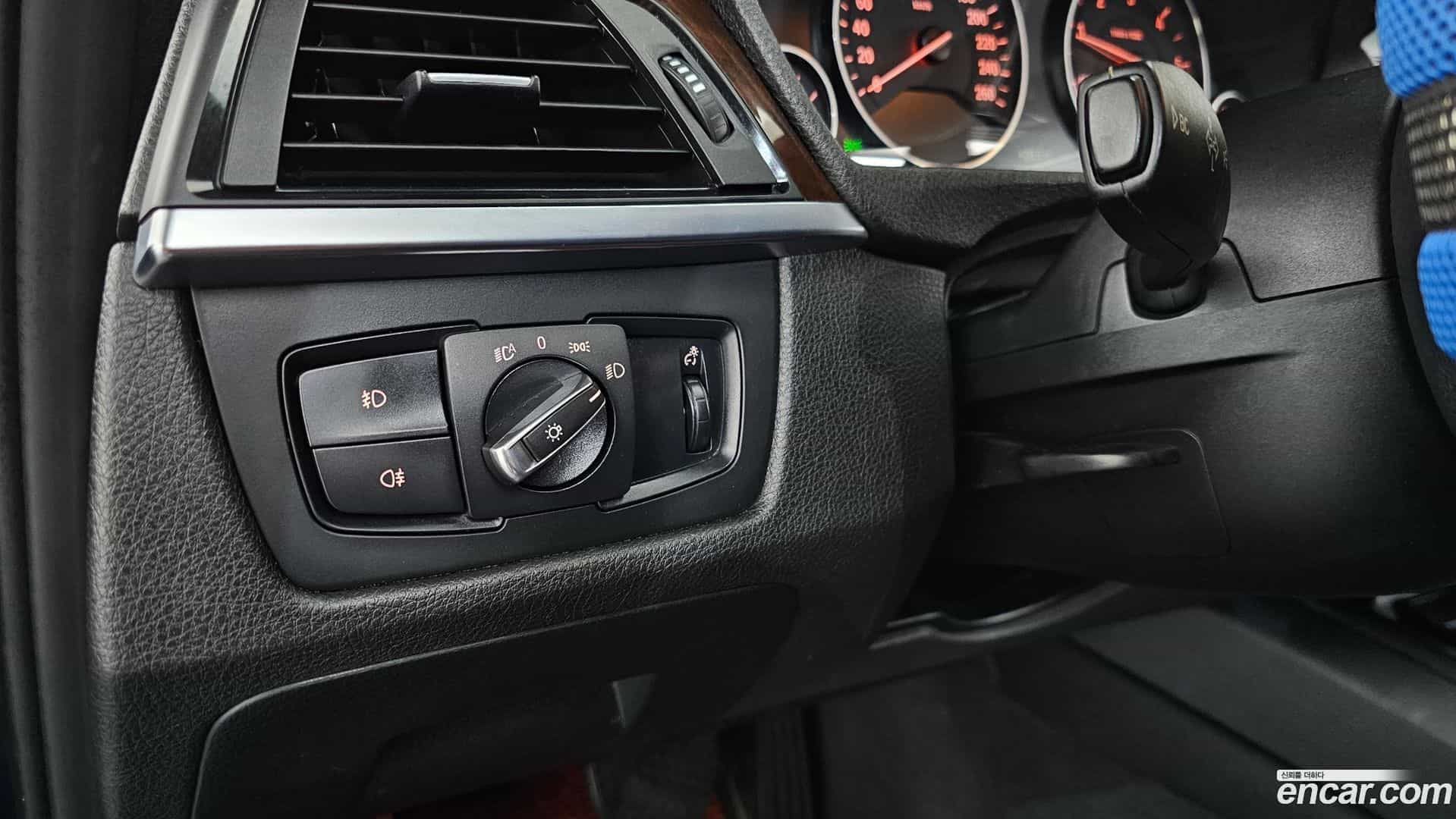 3-Series BMW 2015.3-OPTION-023