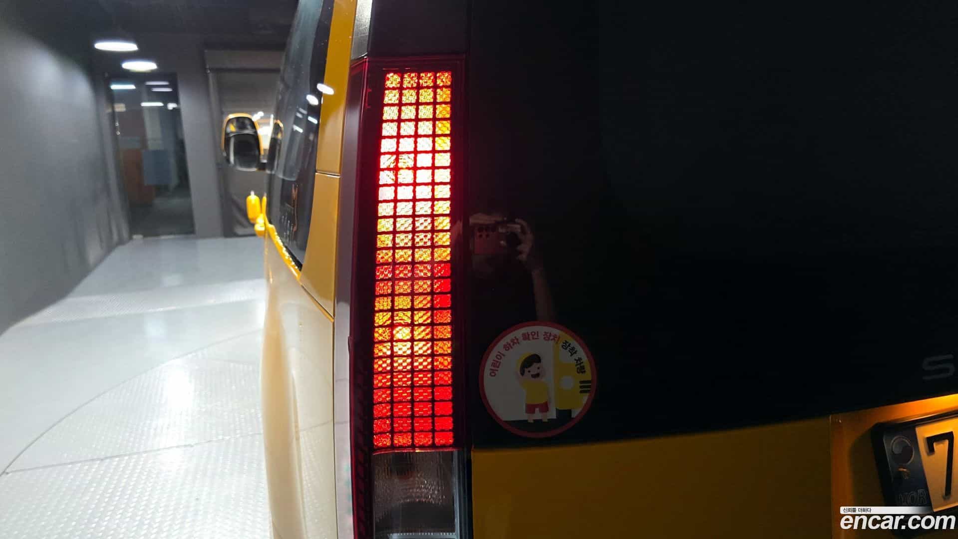 Staria Hyundai 2022.5-OUTER-033