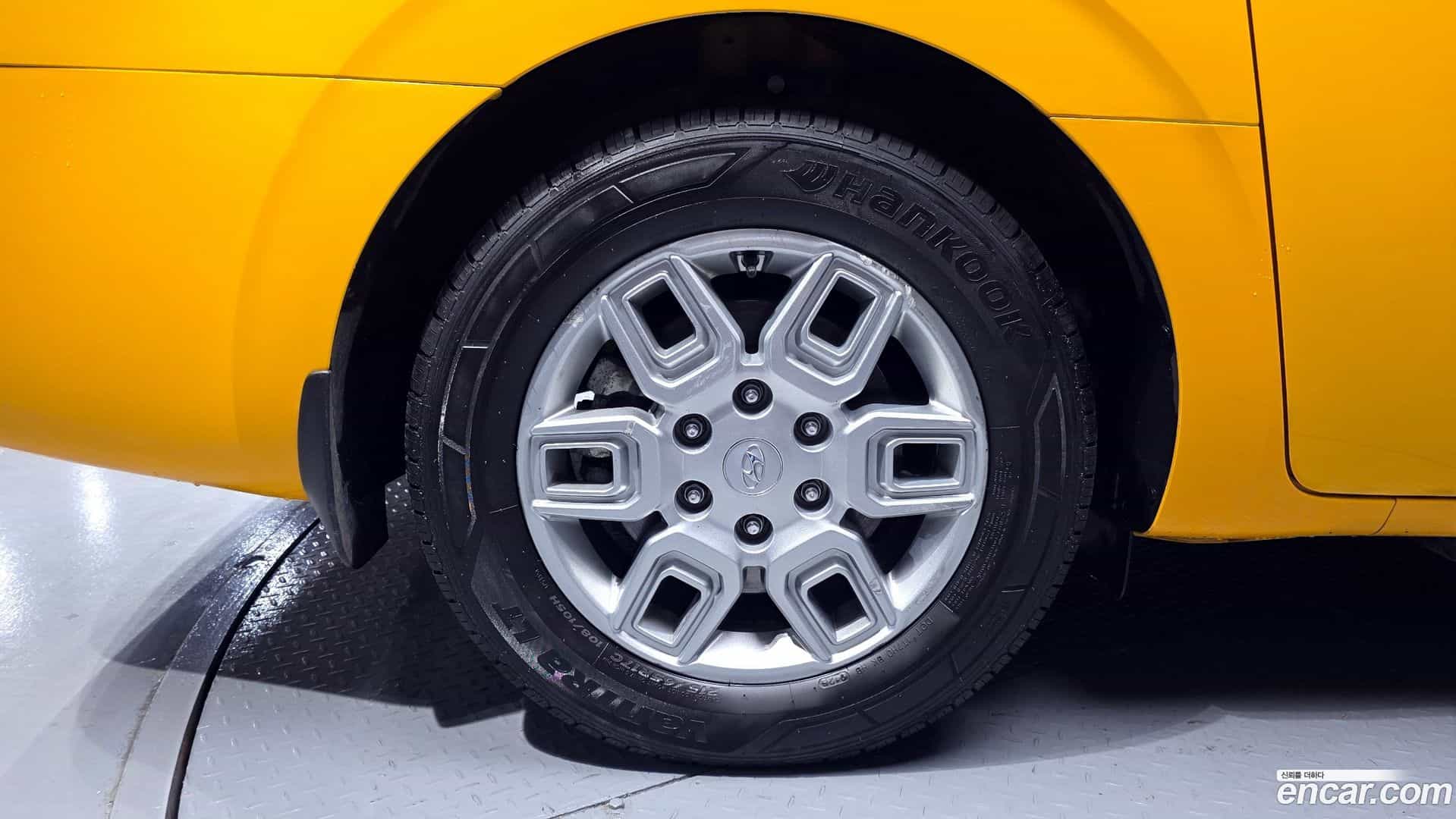 Staria Hyundai 2022.5-OPTION-042