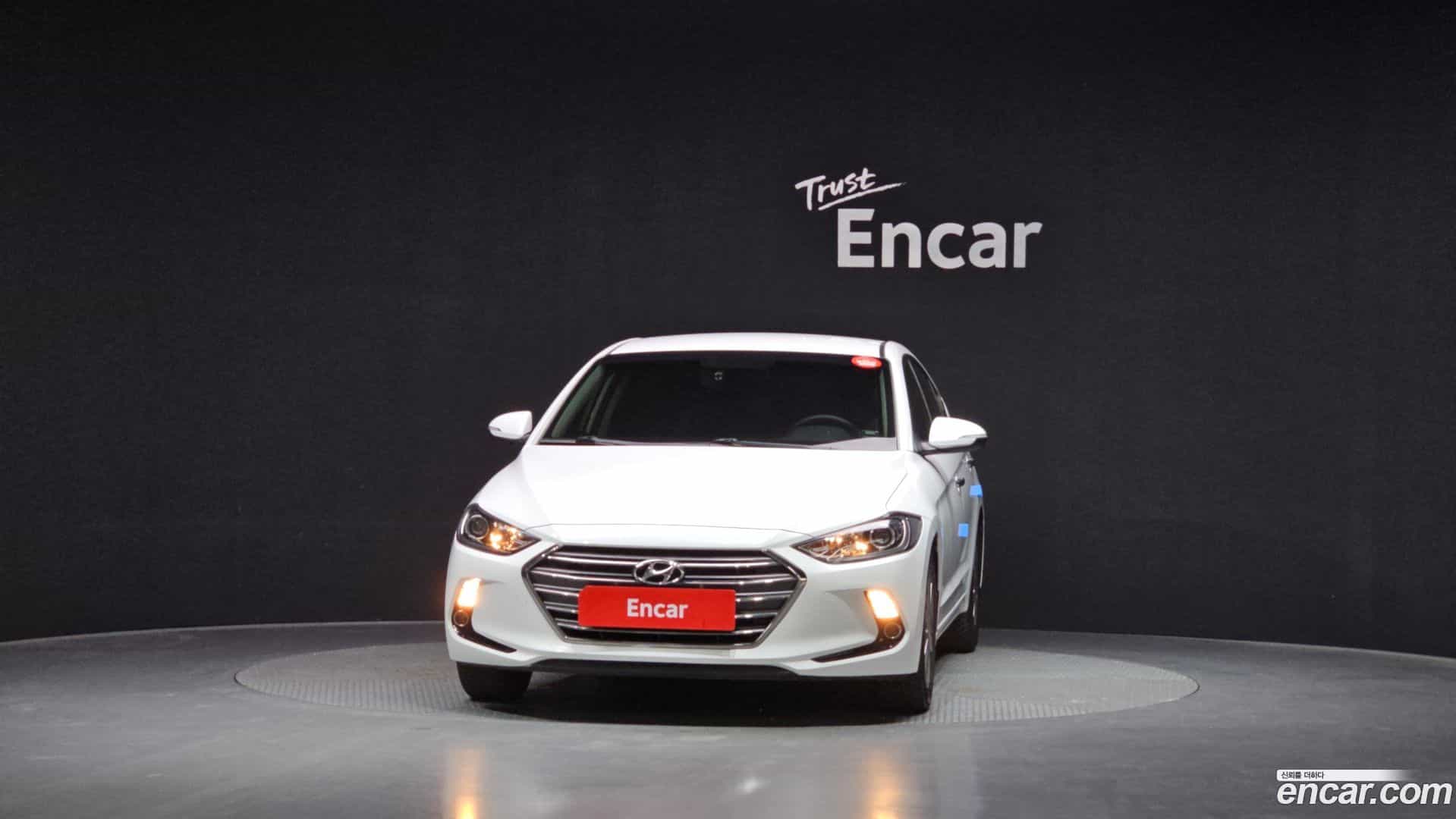 AVANTE Hyundai 2015.10-OUTER-003