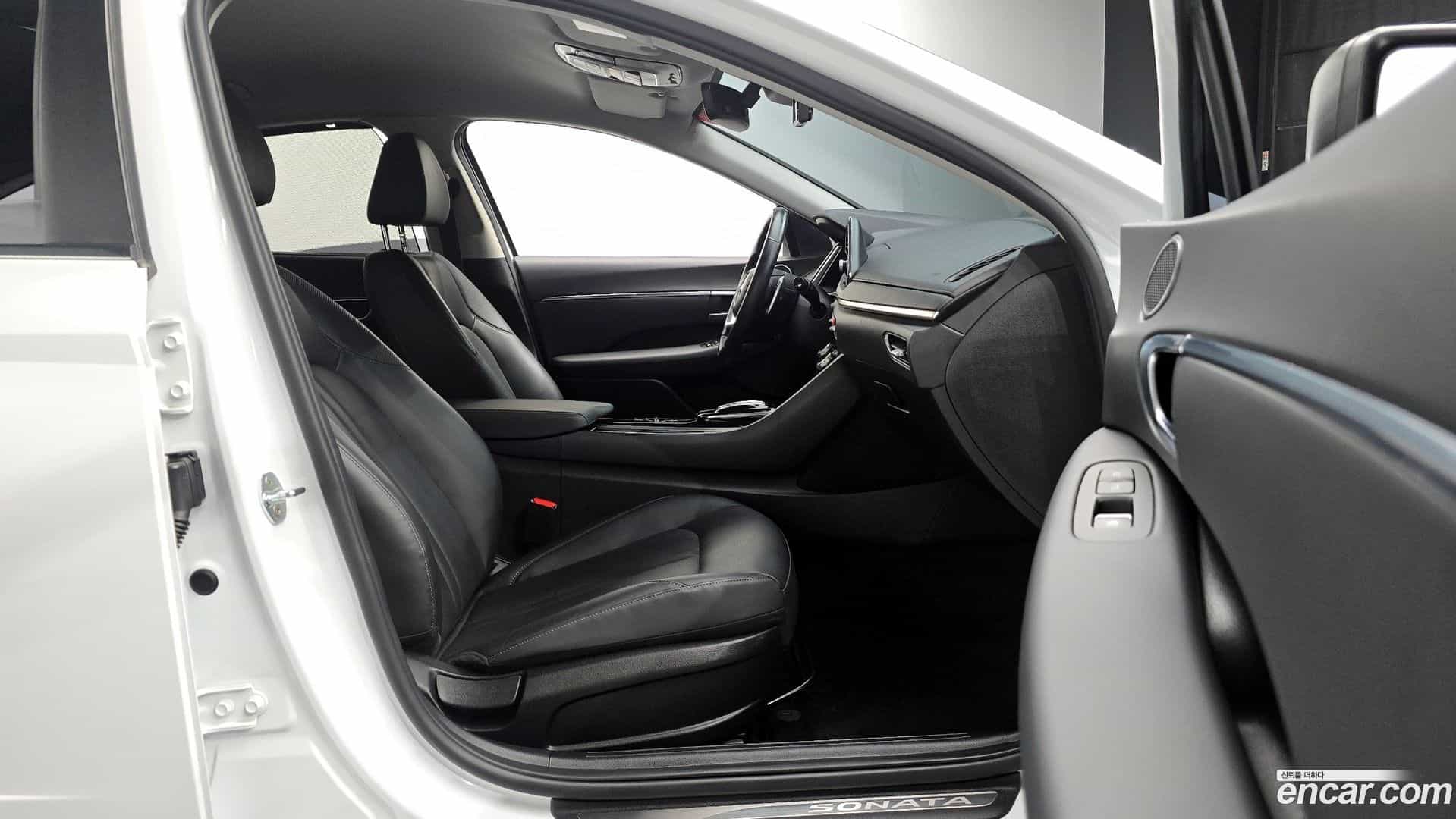 Sonata Hyundai 2021.4-INNER-036