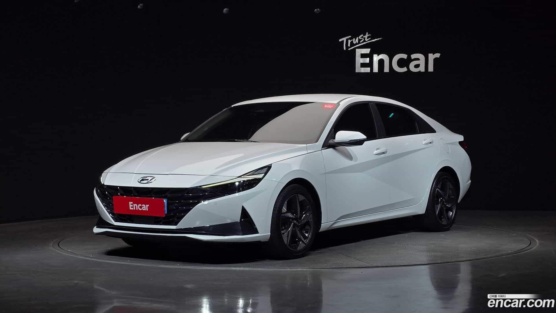 AVANTE Hyundai 2022.10-OUTER-001