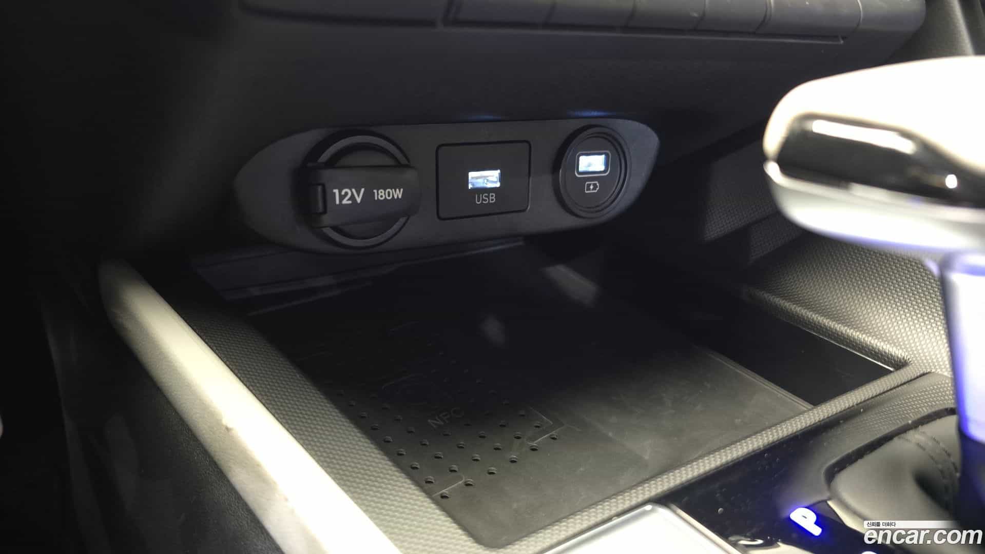 AVANTE Hyundai 2022.10-OPTION-043