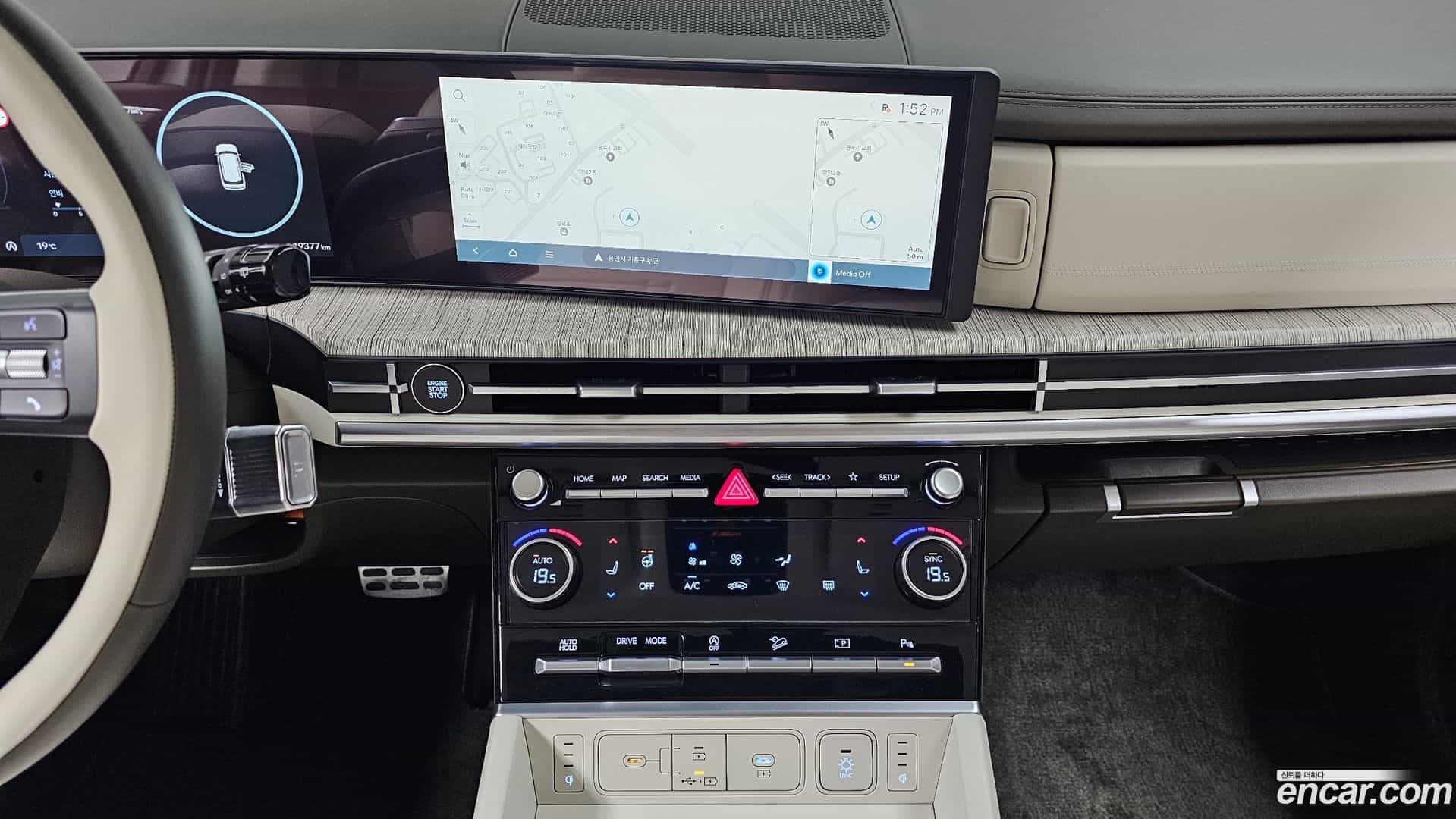 Santafe Hyundai 2024.1-OPTION-018