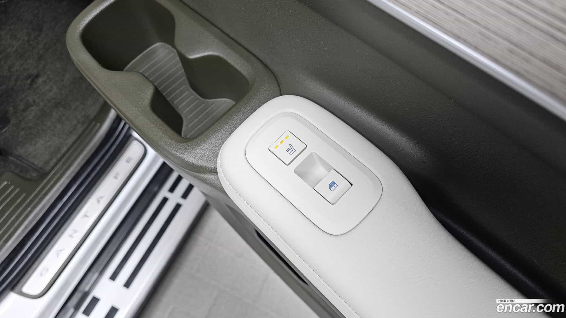 Santafe Hyundai 2024.1-OPTION-022