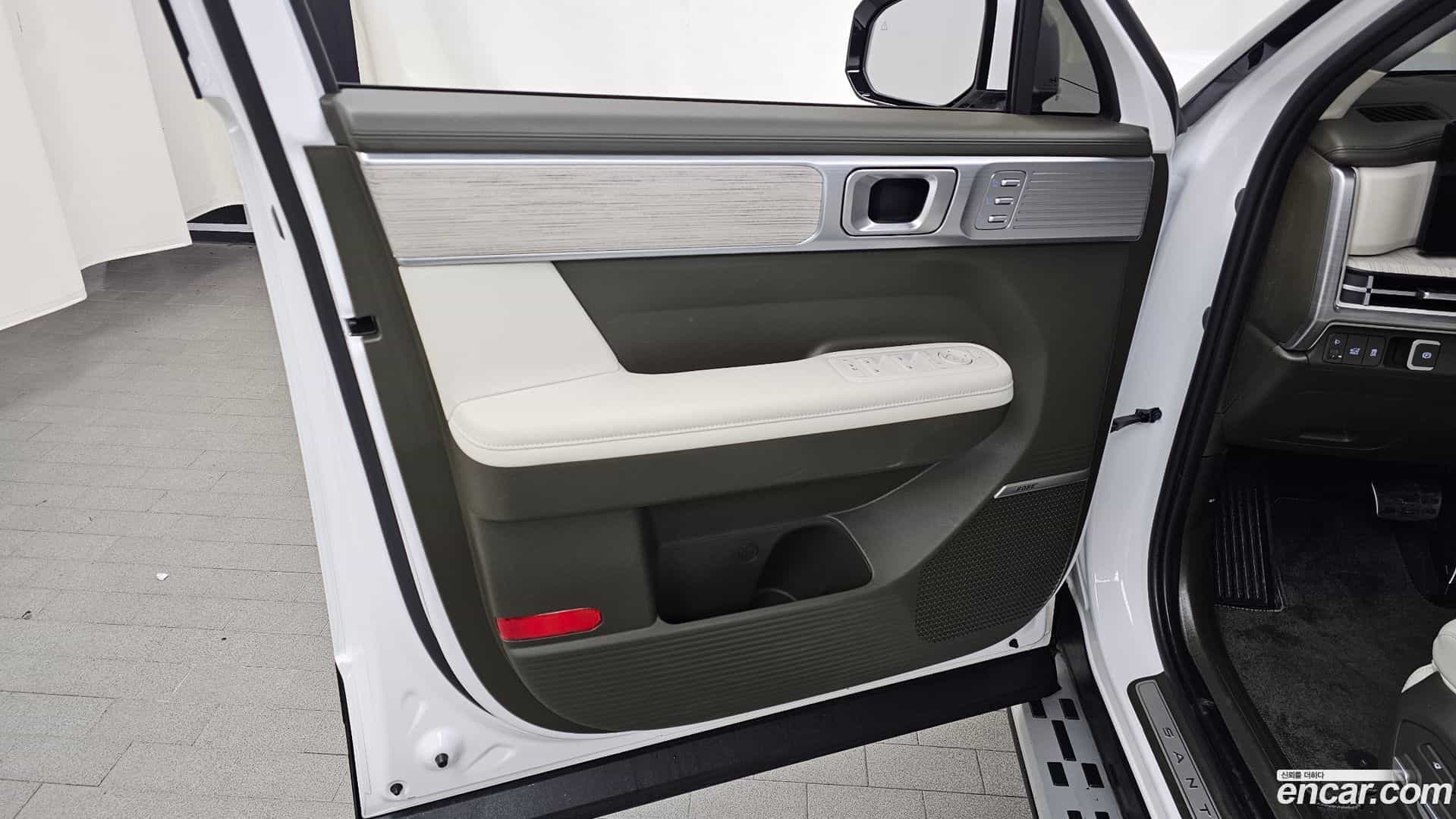Santafe Hyundai 2024.1-INNER-034