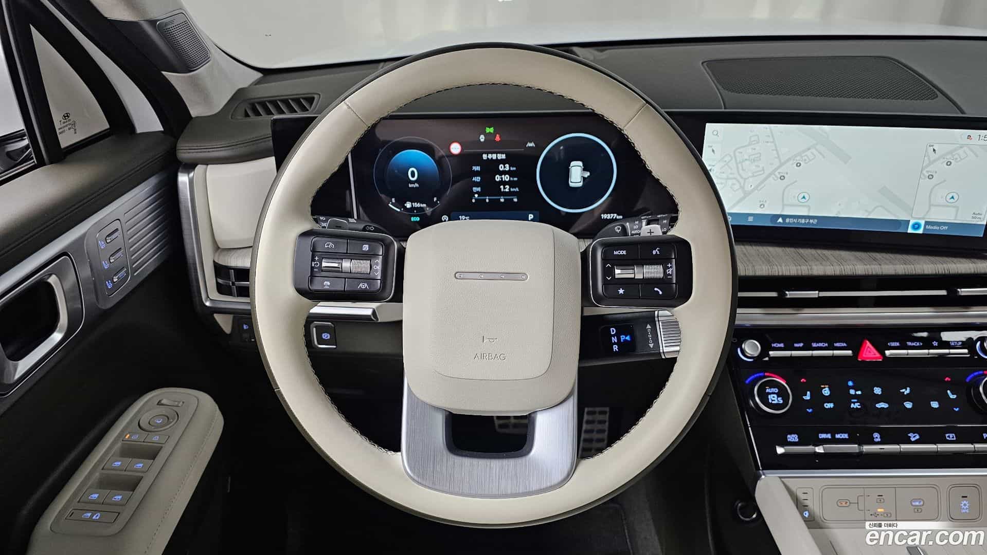 Santafe Hyundai 2024.1-OPTION-044