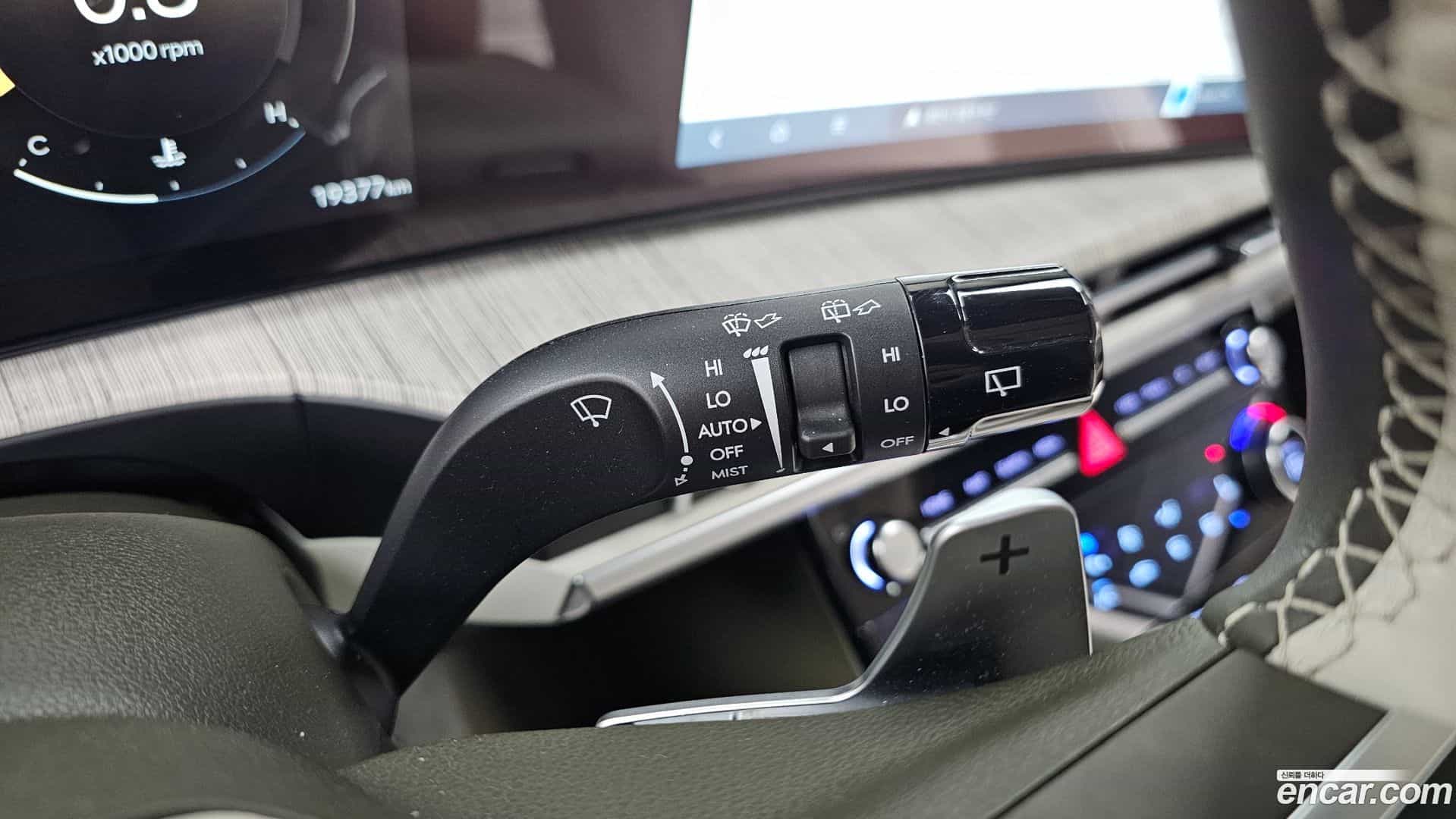 Santafe Hyundai 2024.1-OPTION-045
