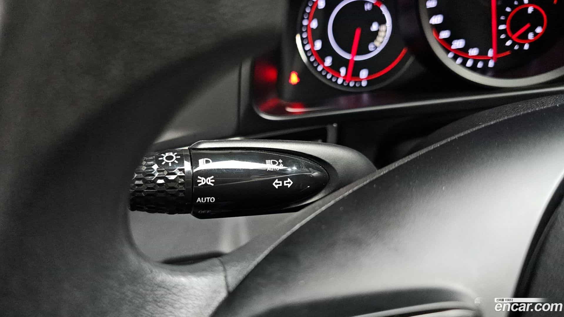 AVANTE Hyundai 2022.5-OPTION-019
