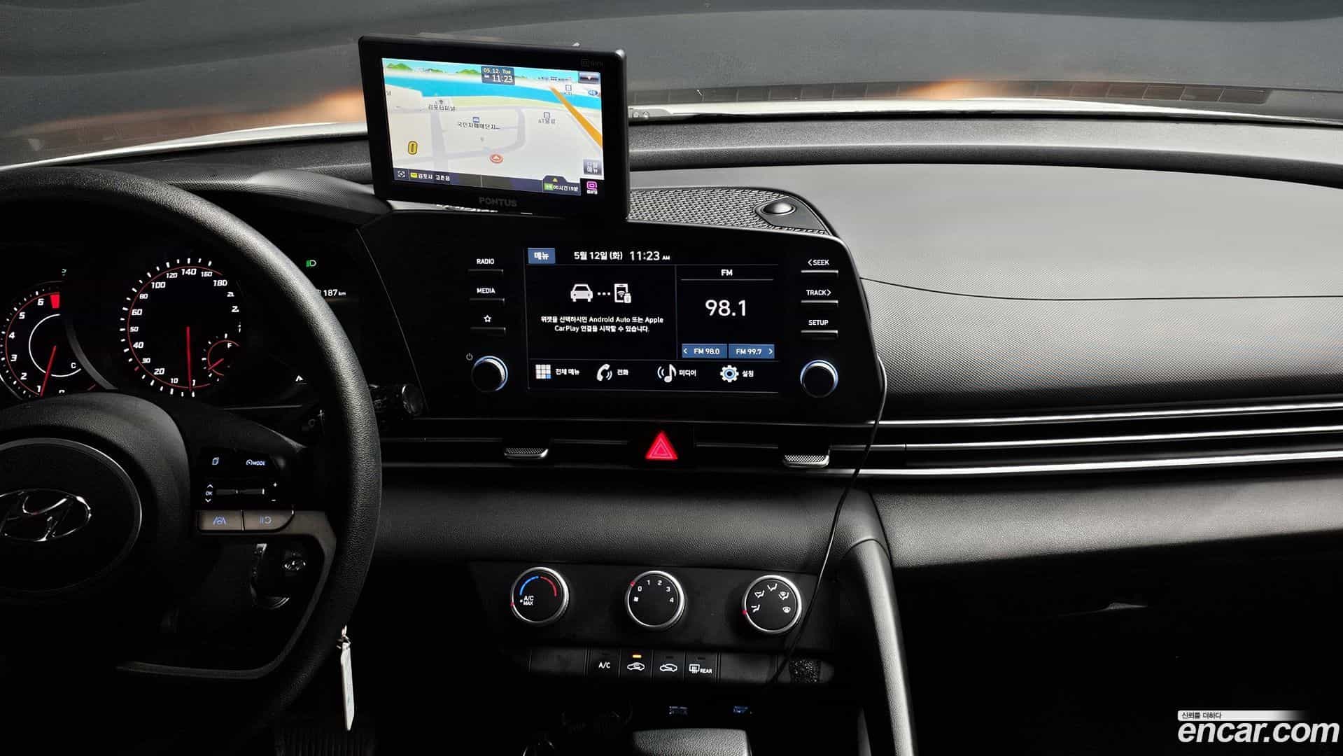 AVANTE Hyundai 2022.5-OPTION-021