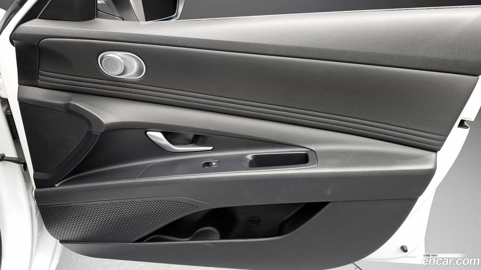 AVANTE Hyundai 2022.5-INNER-034