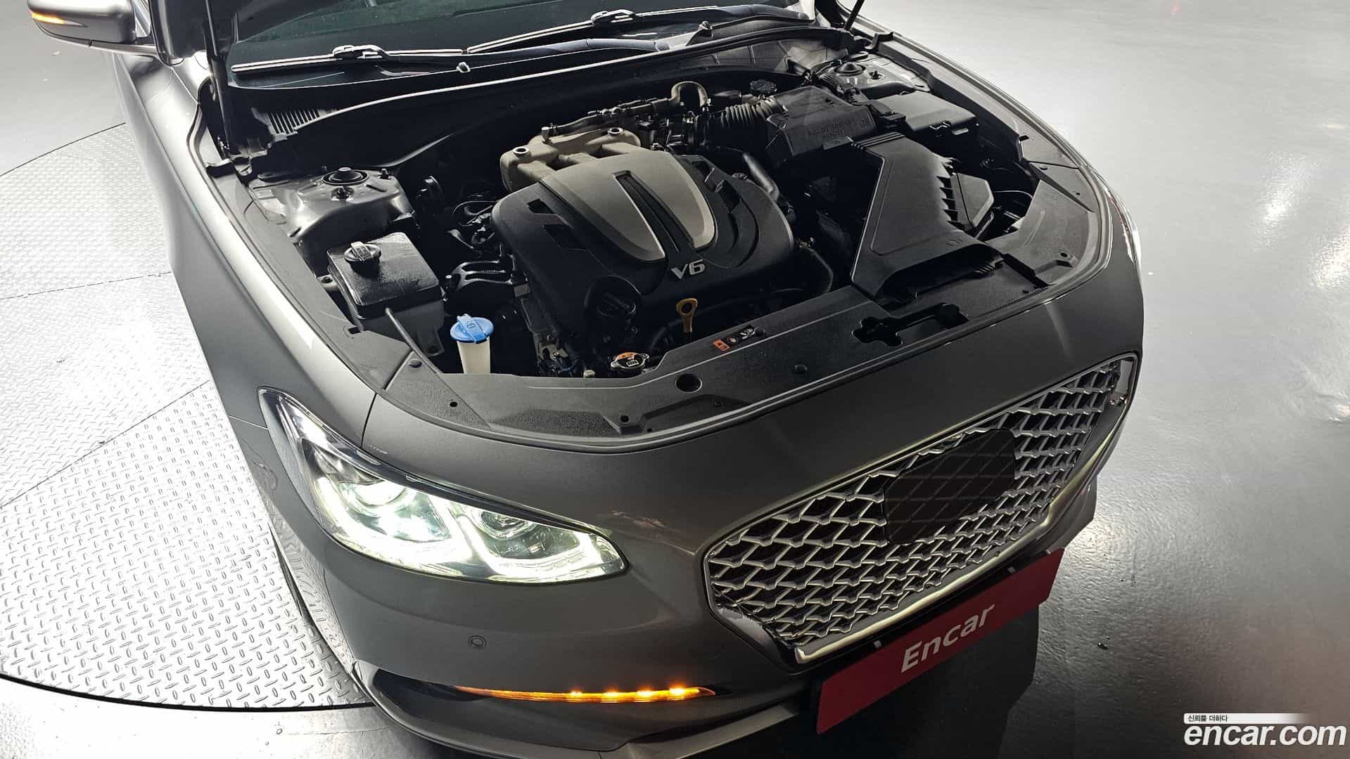 Grandeur Hyundai 2017.9-OUTER-006