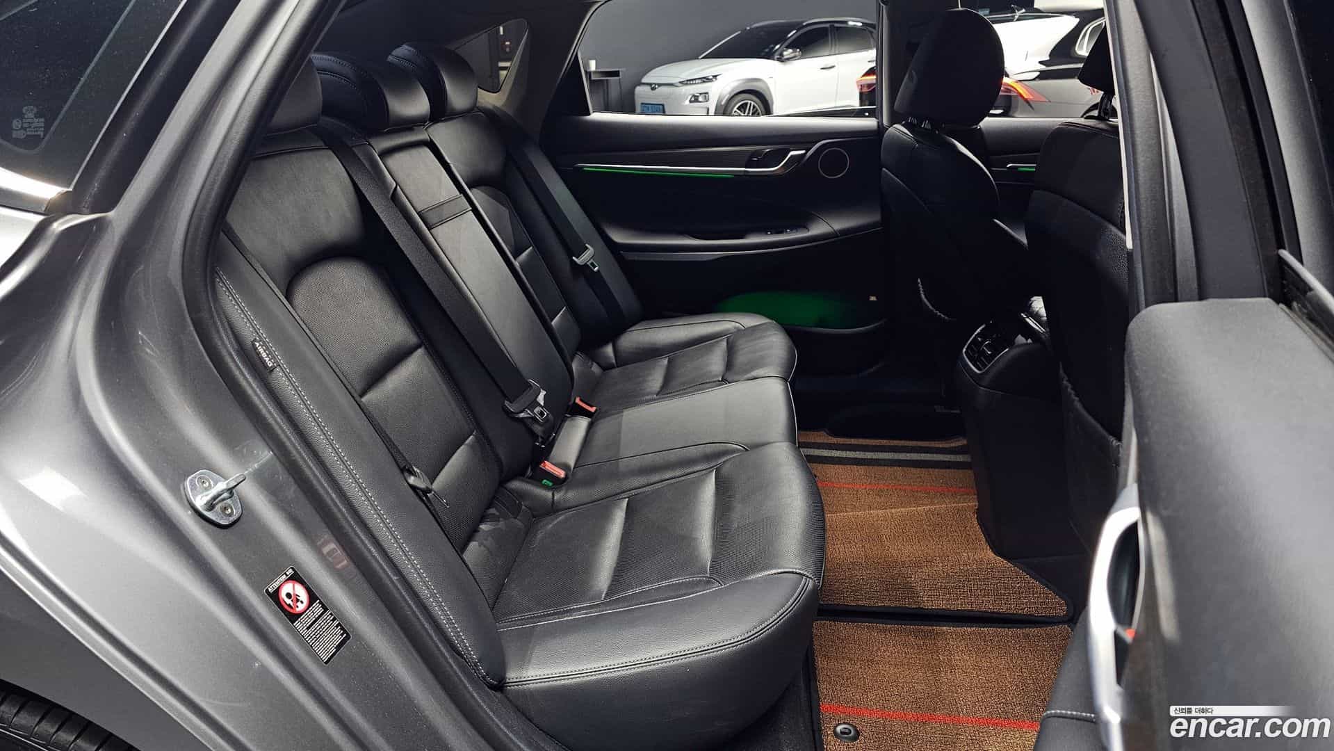 Grandeur Hyundai 2017.9-OPTION-016