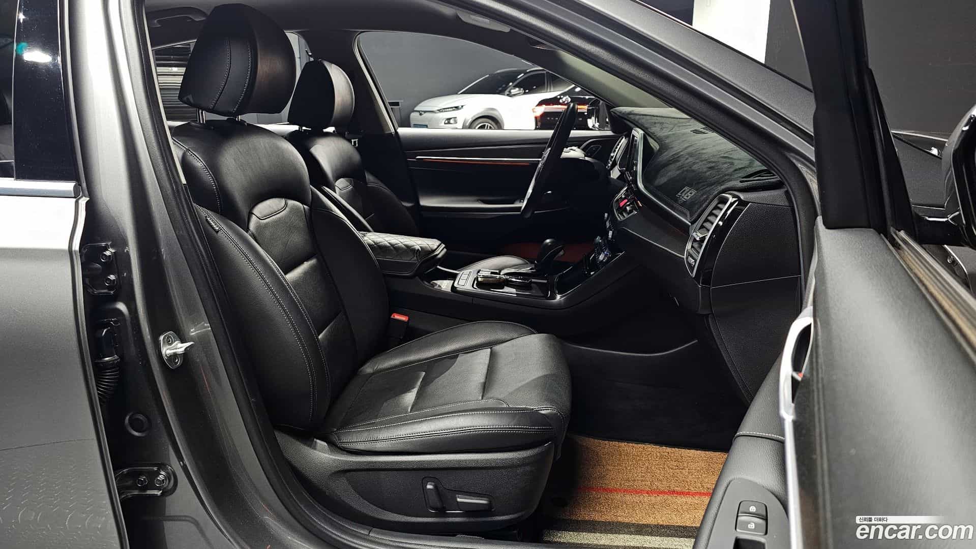 Grandeur Hyundai 2017.9-INNER-036