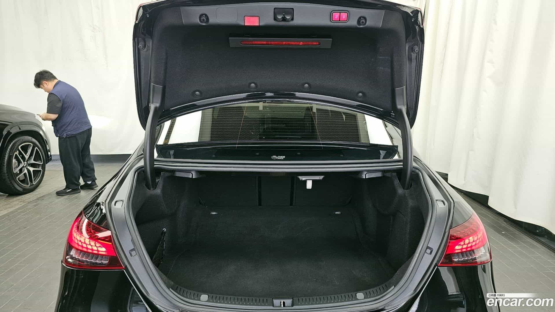 E-Class Mercedes-Benz 2022.0-OPTION-024