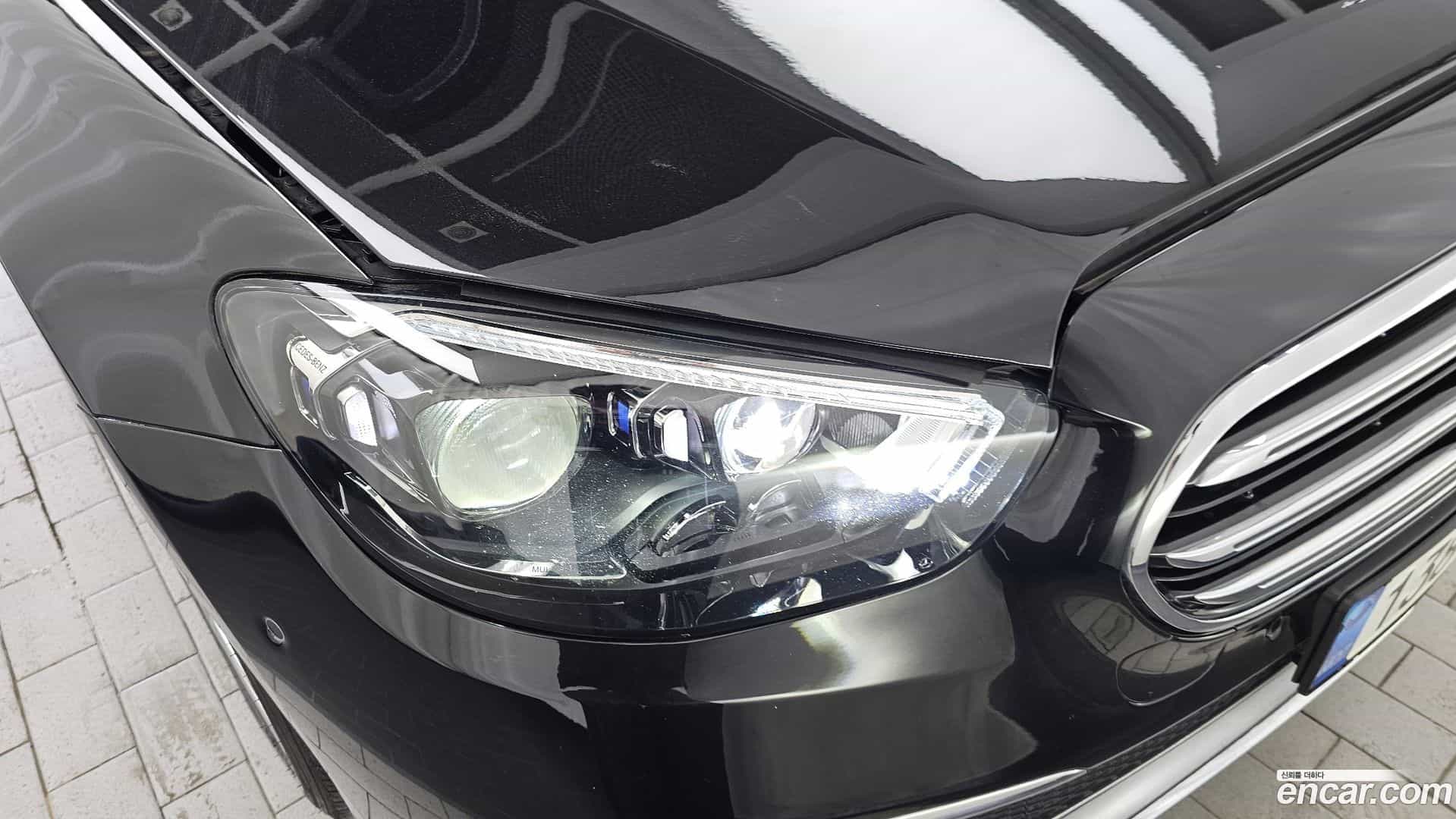 E-Class Mercedes-Benz 2022.0-OUTER-032