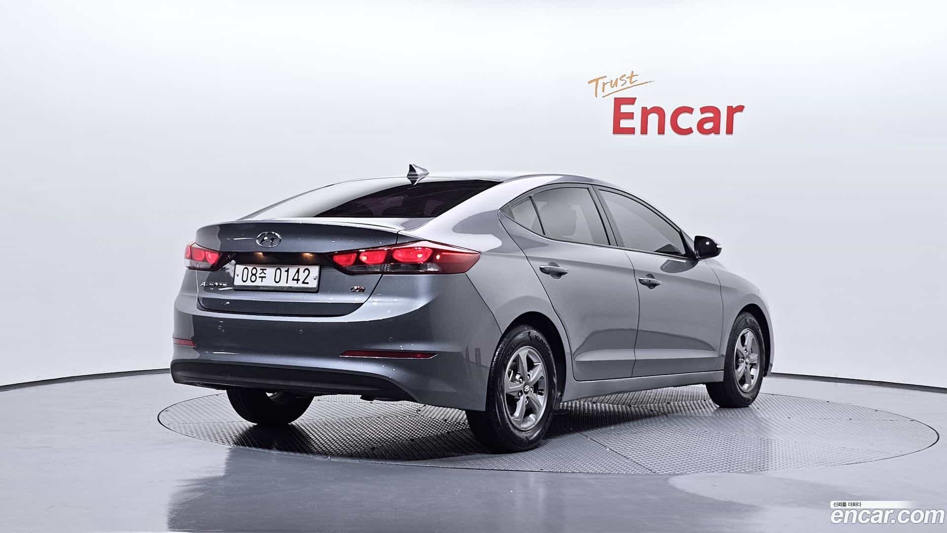 AVANTE Hyundai 2016.0-OUTER-002