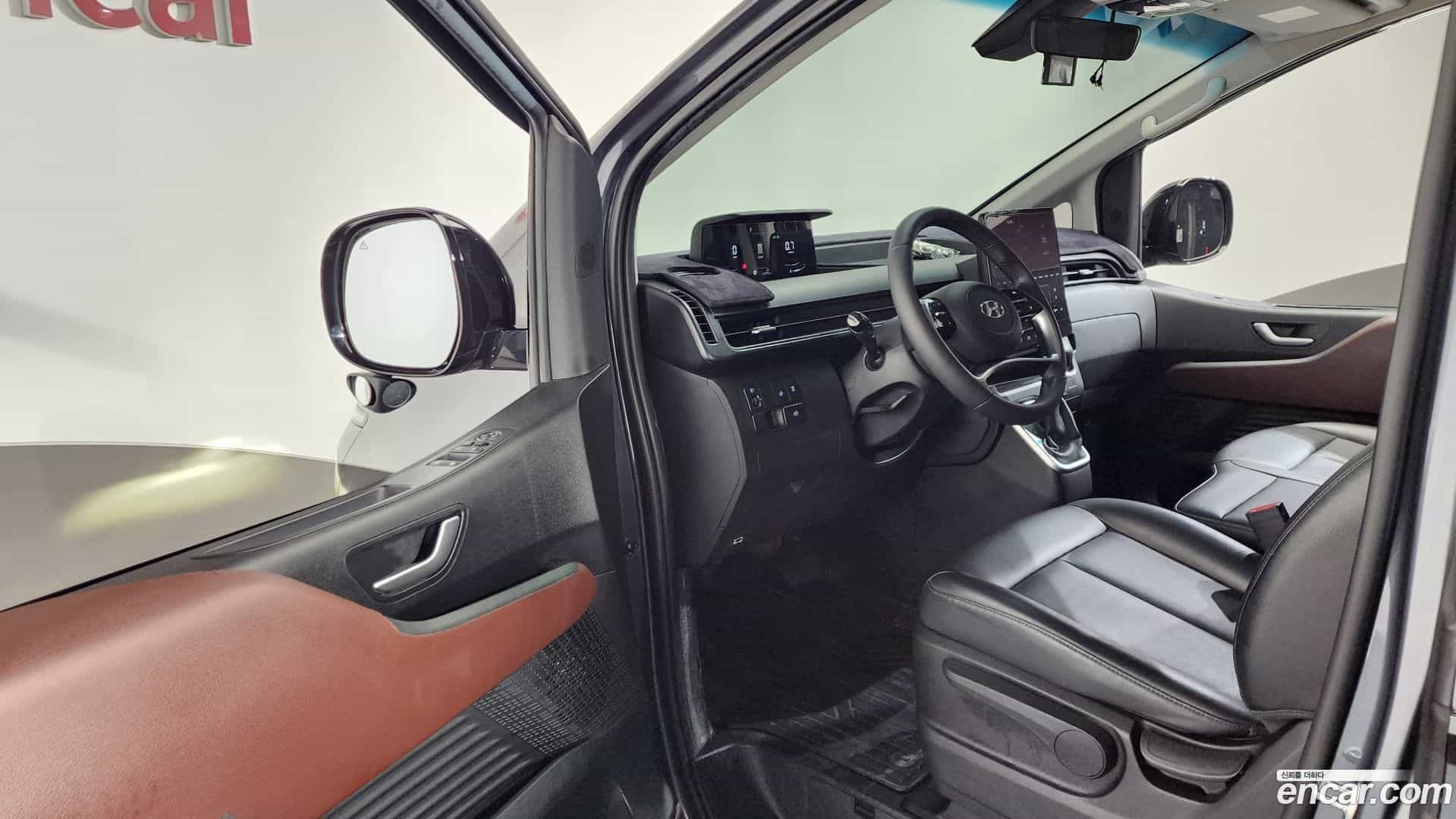 Staria Hyundai 2021.8-INNER-010