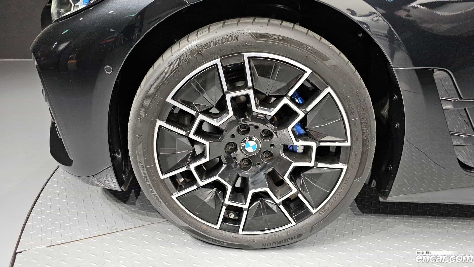 i4 BMW 2025.3-OUTER-005