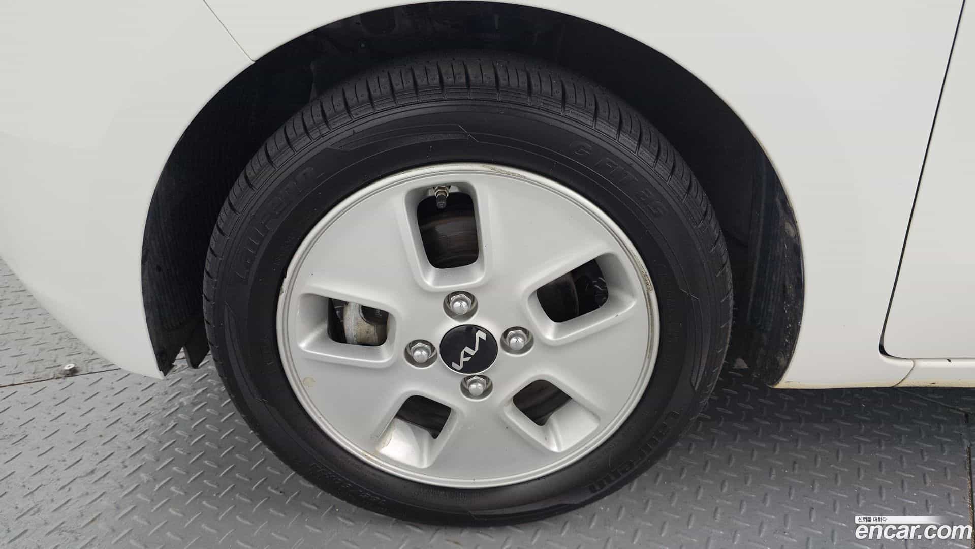 RAY Kia 2022.1-OUTER-005