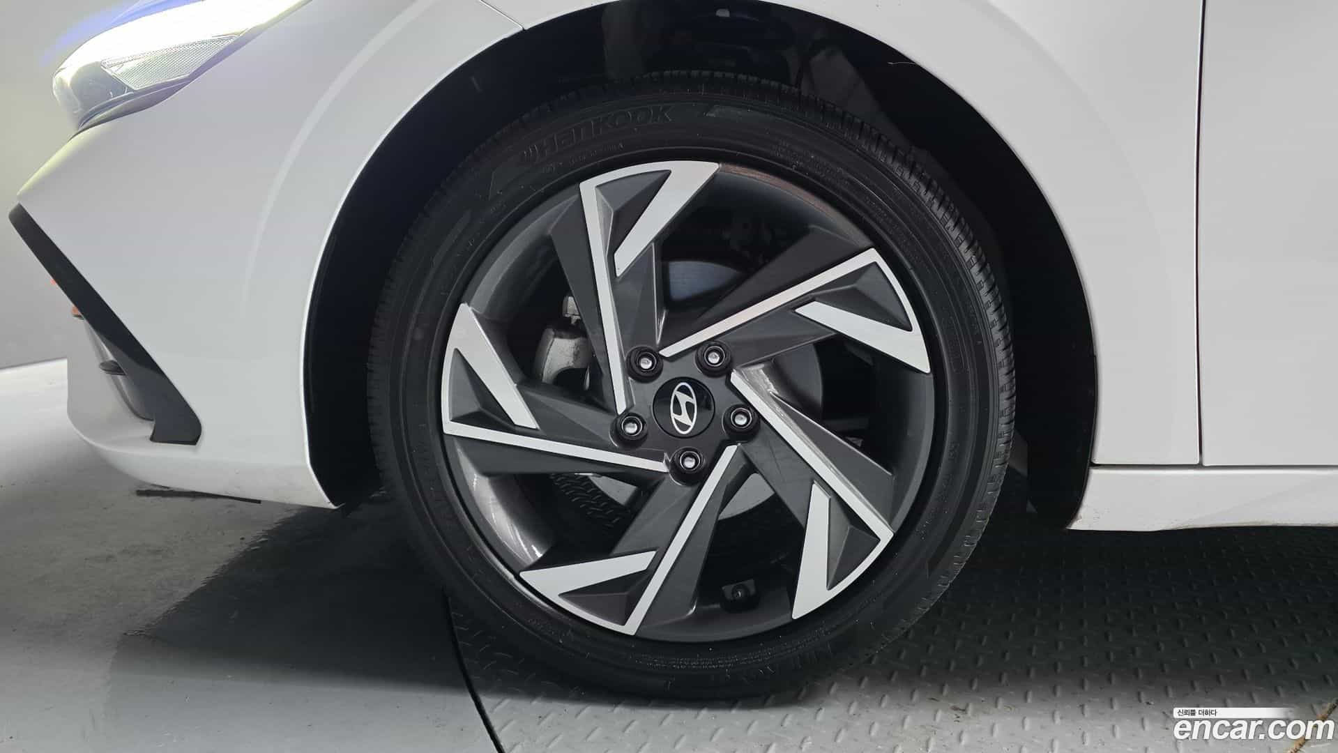 AVANTE Hyundai 2024.3-OUTER-005